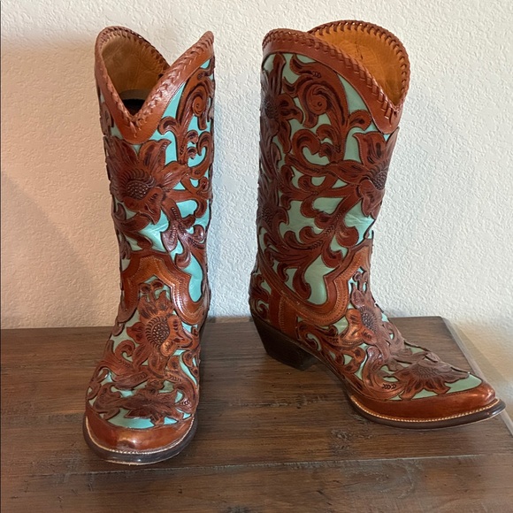 M.L. Leddy Shoes - Elegant Brown and Turquoise Heeled Boots